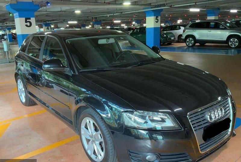 Usata Audi A3 Ambition 104 CV (76 kW) 2010 Nero Utilitaria