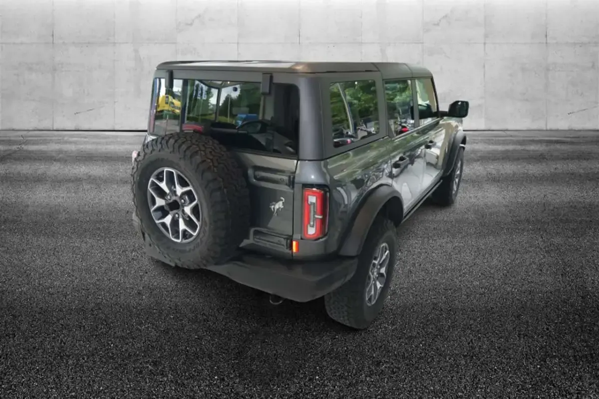 Usata Ford Bronco 334 CV (245 kW) 2024 Grigio SUV