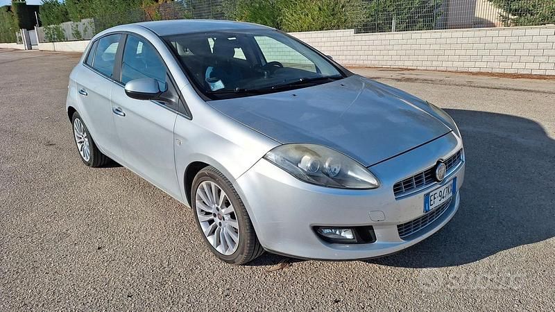 Usata Fiat Bravo 120 CV (88 kW) 2010 Grigio Utilitaria