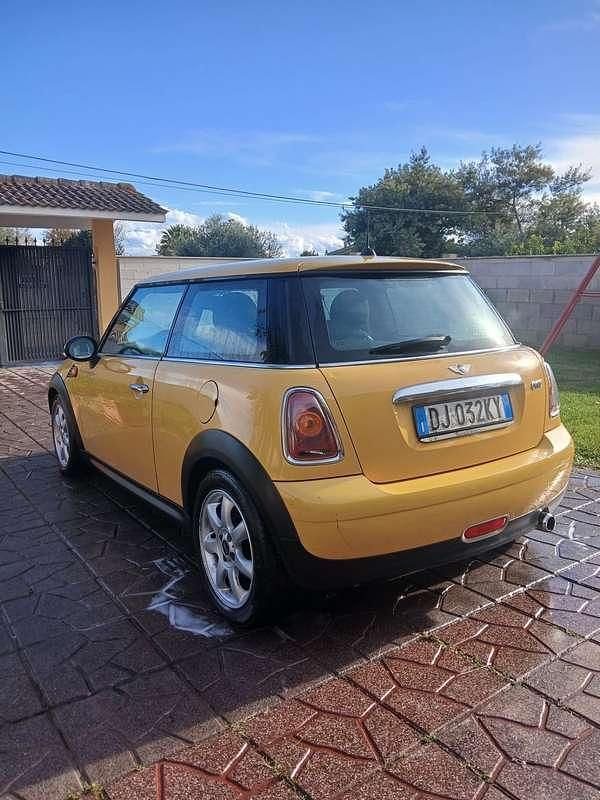 Usata Mini ONE 95 CV (69 kW) 2007 Utilitaria