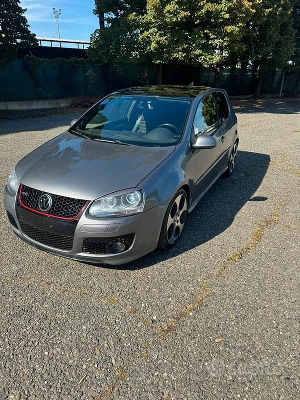 Grigio Usata 2009 VW Golf VI Edition Due volumi | 9500 € (Super prezzo) - Immagine 1/4