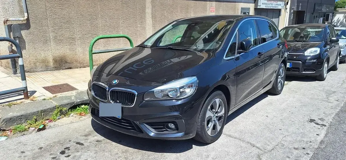 Usata BMW 218 Active Tourer 150 CV (110 kW) 2016 Nero Monovolume