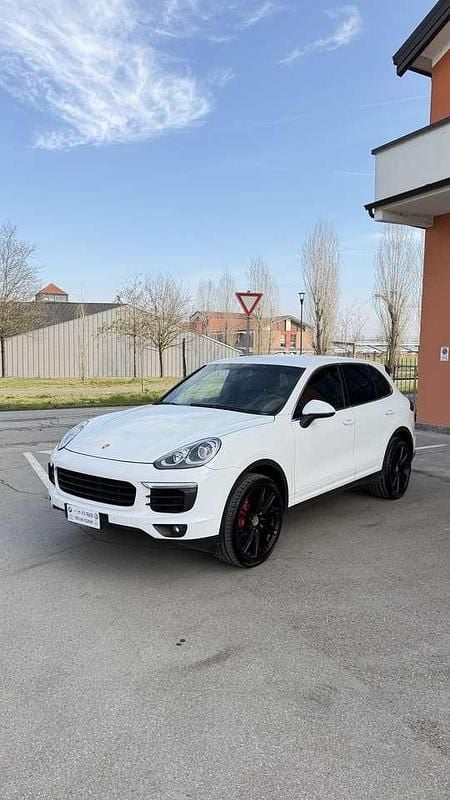 Usata Porsche Cayenne 250 CV (183 kW) 2015 Other SUV