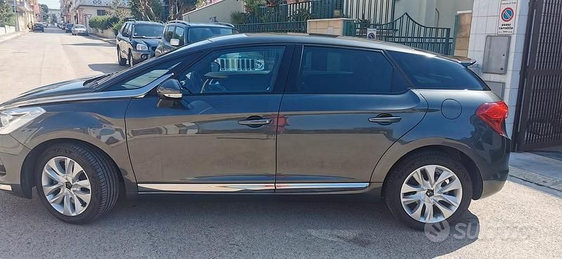 Usata DS Automobiles DS5 Sport Chic 163 CV (119 kW) 2015 Utilitaria