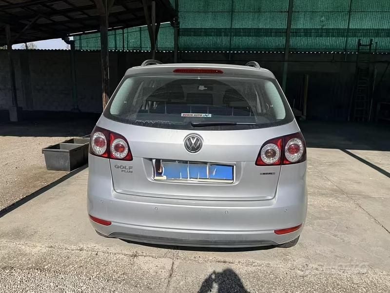 Usata VW Golf Plus Cross Highline 102 CV (75 kW) 2010 Grigio Monovolume