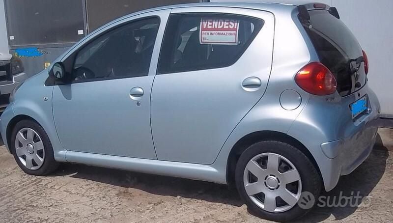Usata Toyota Aygo 67 CV (49 kW) 2007 Utilitaria