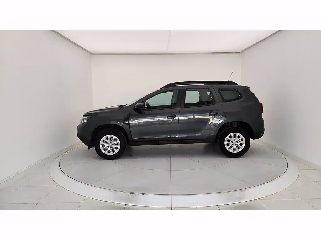 Usata Dacia Duster Comfort 91 CV (66 kW) 2022 Grigio SUV