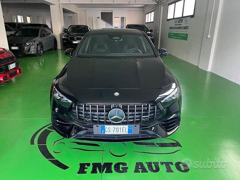 Usata Mercedes A45 AMG AMG line 422 CV (310 kW) 2023 Nero Berlina
