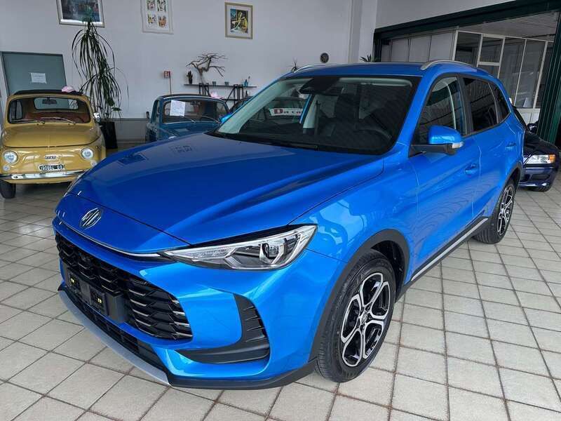 Blu/azzurro Nuova 2025 MG ZS Comfort Tre volumi | 22.100 € (Molto cara) - Immagine 1/4