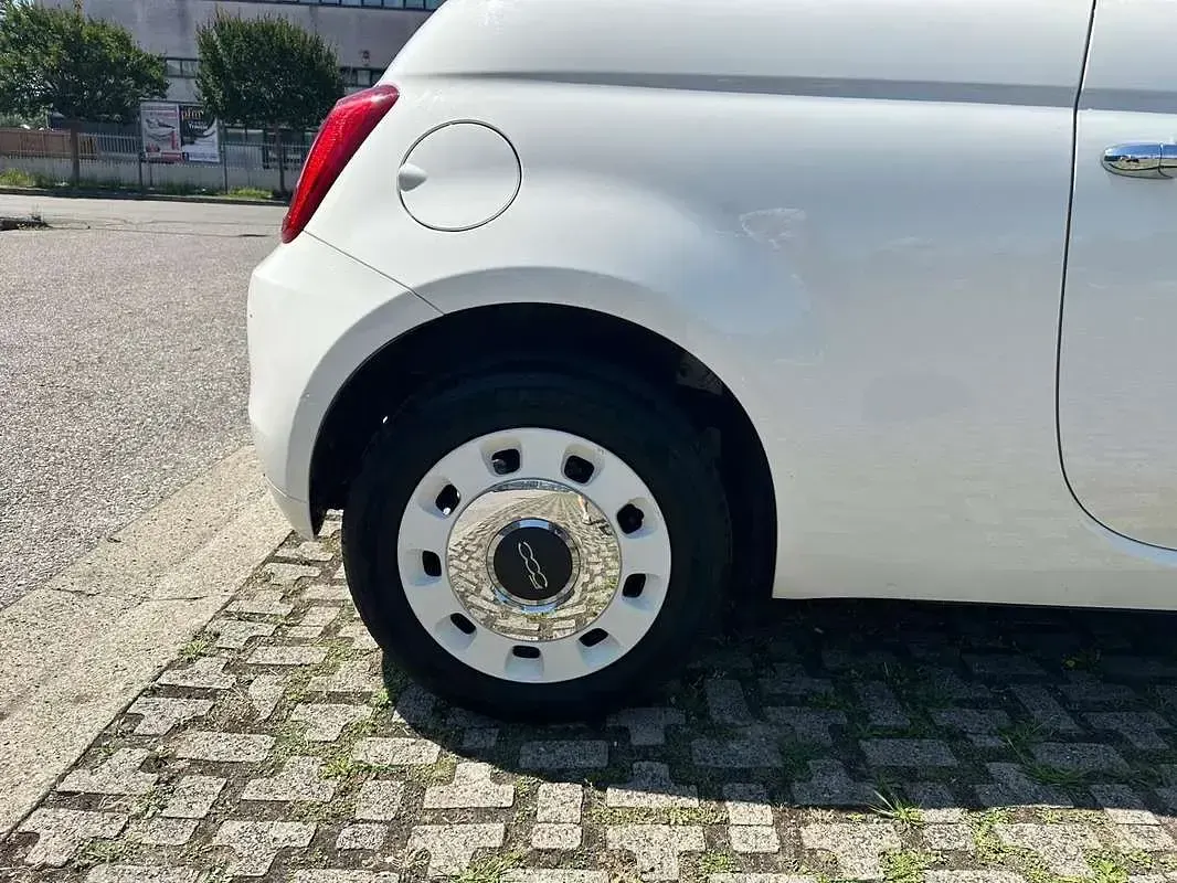 Usata Fiat 500 Lounge 69 CV (50 kW) 2017 Utilitaria