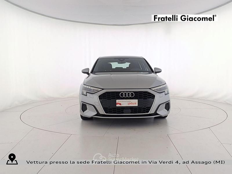 Usata Audi A3 Advanced 204 CV (150 kW) 2021 Argento fioretto metallizzato Berlina