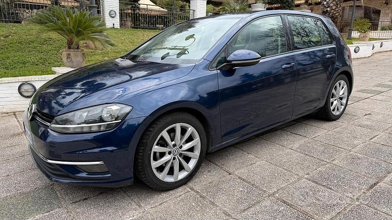 Usata VW Golf VII Executive 116 CV (85 kW) 2018 Blu Berlina