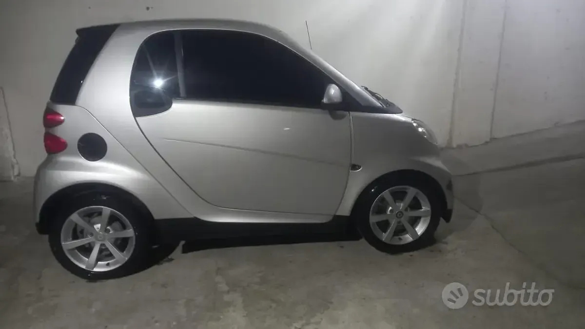 Usata Smart ForTwo Coupé 71 CV (52 kW) 2009 Grigio Coupé
