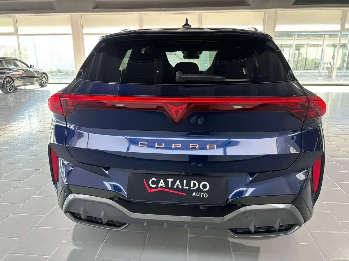 Usata Cupra Terramar 150 CV (110 kW) 2026 Blu cosmo SUV