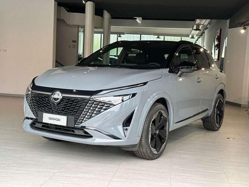 Grigio Nuova 2025 Nissan Qashqai SUV | 29.900 € (Cara) - Immagine 1/4