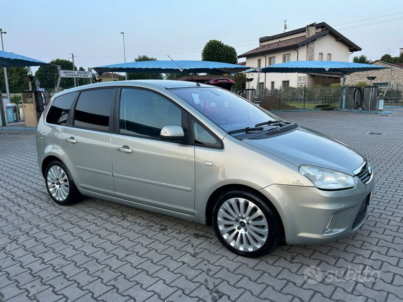 Usata Ford C-MAX Titanium 114 CV (83 kW) 2010 Monovolume