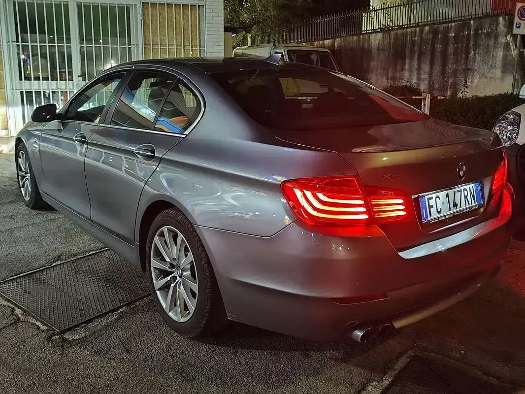 Usata BMW 520 Efficient Dynamics 190 CV (139 kW) 2016 Grigio Berlina