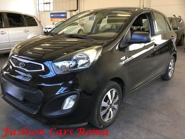 Nero Usata 2014 Kia Picanto DREAM-TEAM Edition Utilitaria | 5400 € (Buon prezzo) - Immagine 1/4