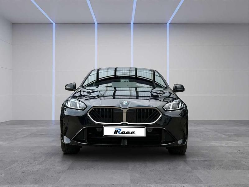 Usata BMW 116 M Sport 122 CV (89 kW) 2025 Nero zaffiro Utilitaria