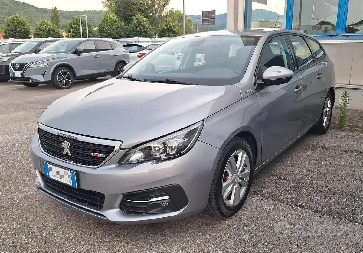 Usata Peugeot 308 Business-Line 99 CV (72 kW) 2018 Grigio Station wagon