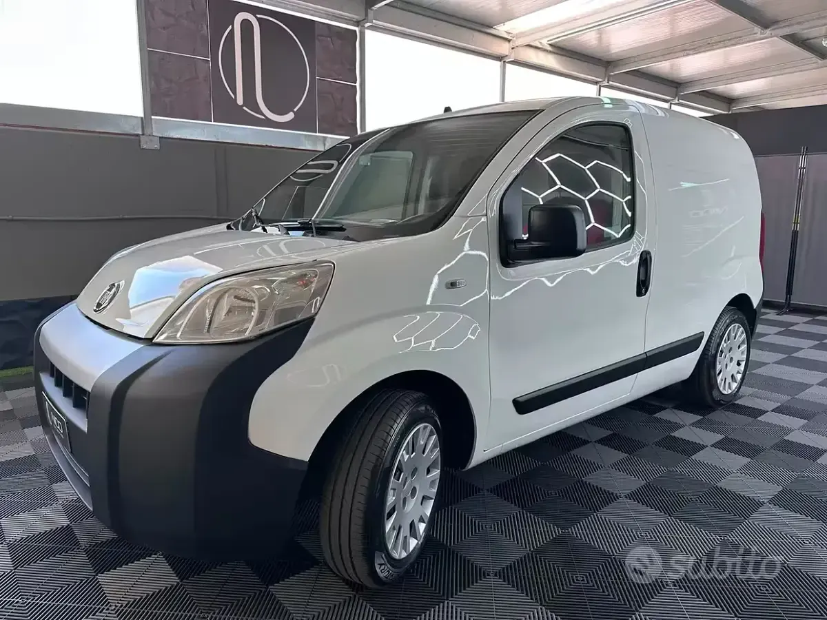 Usata Fiat Fiorino 70 CV (51 kW) 2010 Bianco Monovolume