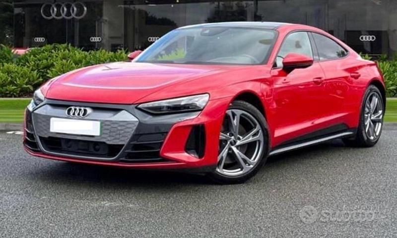 Rosso Usata 2022 Audi e-tron GT quattro Tre volumi | 56.000 € (Buon prezzo) - Immagine 1/4