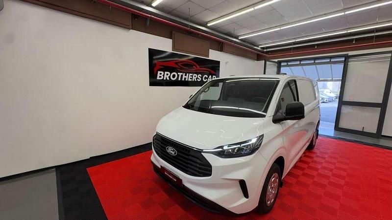 Nuova Ford Transit Custom Trend 136 CV (100 kW) 2026 Bianco Furgone