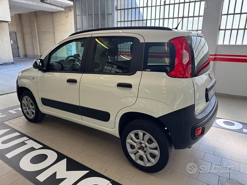 Usata Fiat Panda 4x4 Pop 86 CV (63 kW) 2020 Bianco Utilitaria