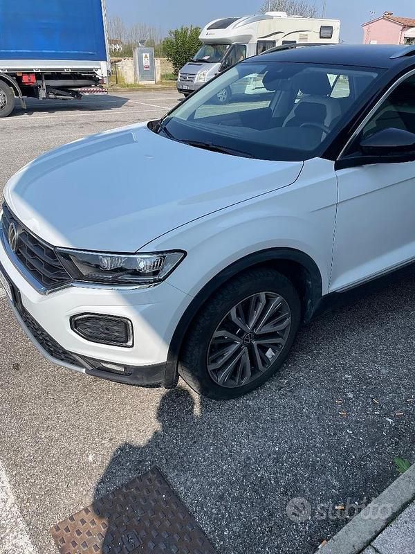 Usata VW T-Roc 150 CV (110 kW) 2021 Bianco SUV