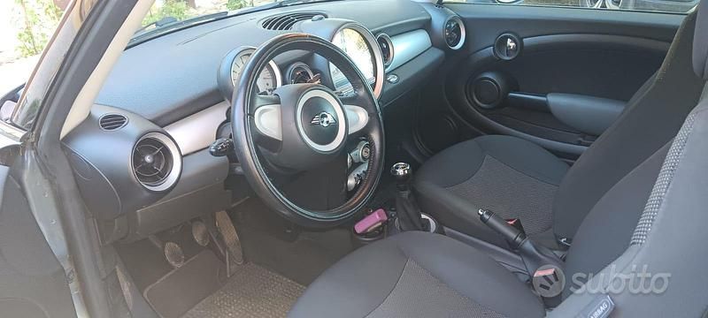 Usata Mini ONE 75 CV (55 kW) 2010 Grigio Utilitaria