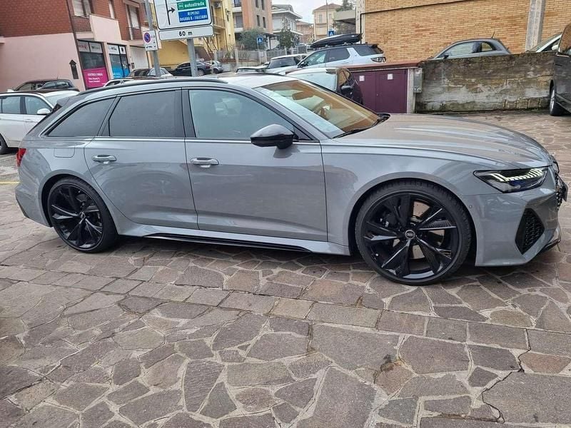 Usata Audi RS6 600 CV (441 kW) 2024 Nardograu (nardo grey Station wagon