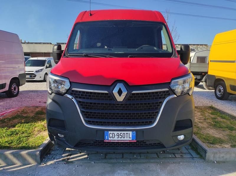 Usata Renault Master 145 CV (106 kW) 2020 Rosso Monovolume