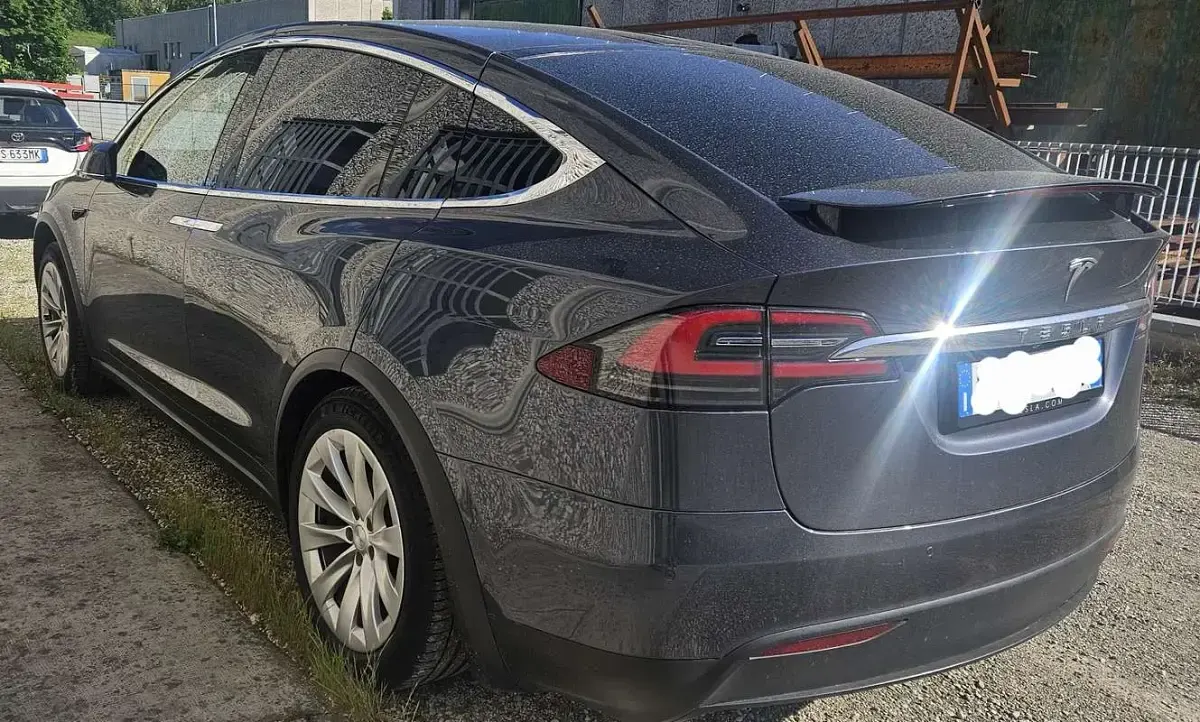 Usata Tesla Model X 158 kW (215 CV) 2018 Grigio SUV