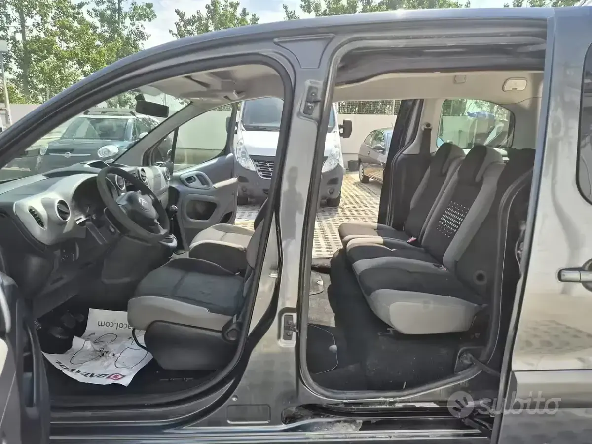 Usata Citroën Berlingo 92 CV (67 kW) 2015 Bluazzurro Monovolume