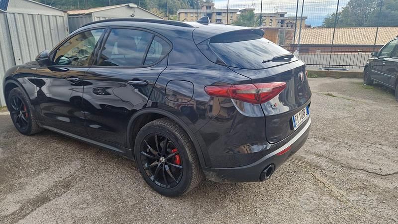 Usata Alfa Romeo Stelvio 210 CV (154 kW) 2019 Nero SUV