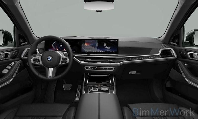 Ny BMW X7 Efficient Dynamics 340 HK (250 kW) 2025 Svart SUV