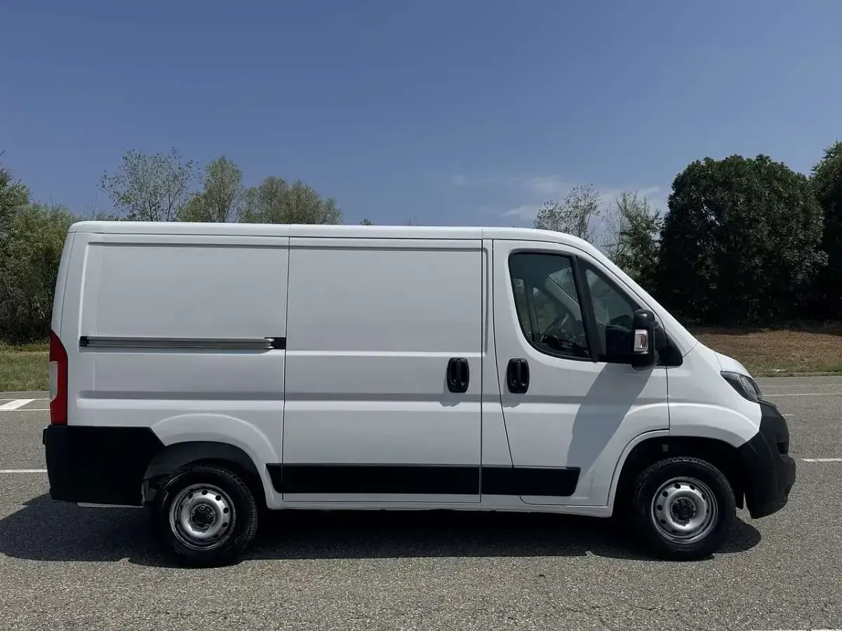 Usata Fiat Ducato 120 CV (88 kW) 2023 Bianco Furgone