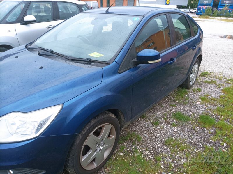 Usata Ford Focus 2009 Blu Berlina