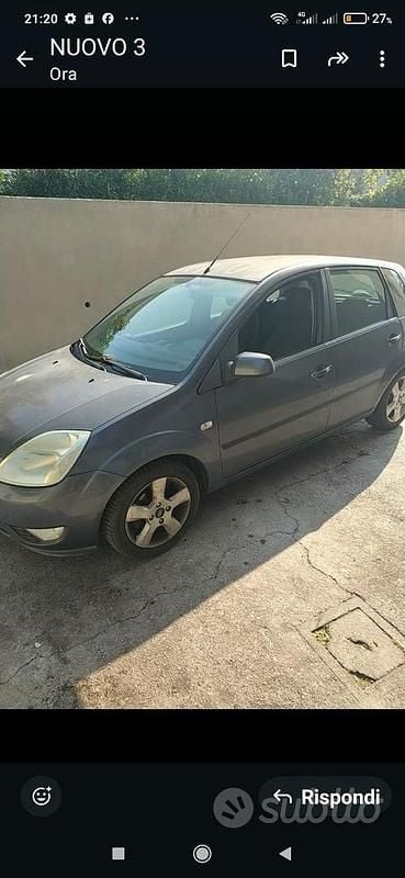 Usata Ford Fiesta 2005 Grigio Utilitaria
