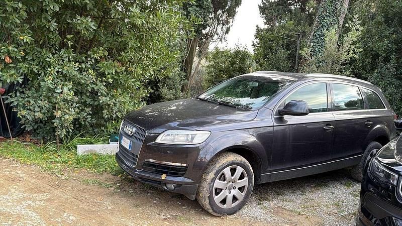Usata Audi Q7 240 CV (176 kW) 2008 Nero SUV