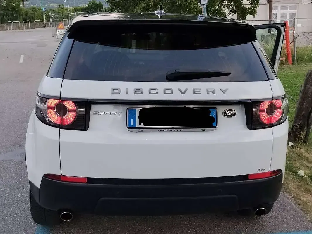 Usata Land Rover Discovery Sport Pure 150 CV (110 kW) 2016 Bianco SUV