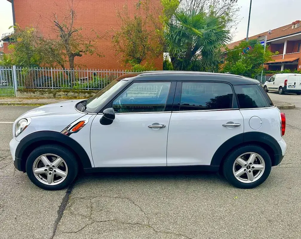 Usata Mini Cooper Countryman 122 CV (89 kW) 2011 Bianco SUV