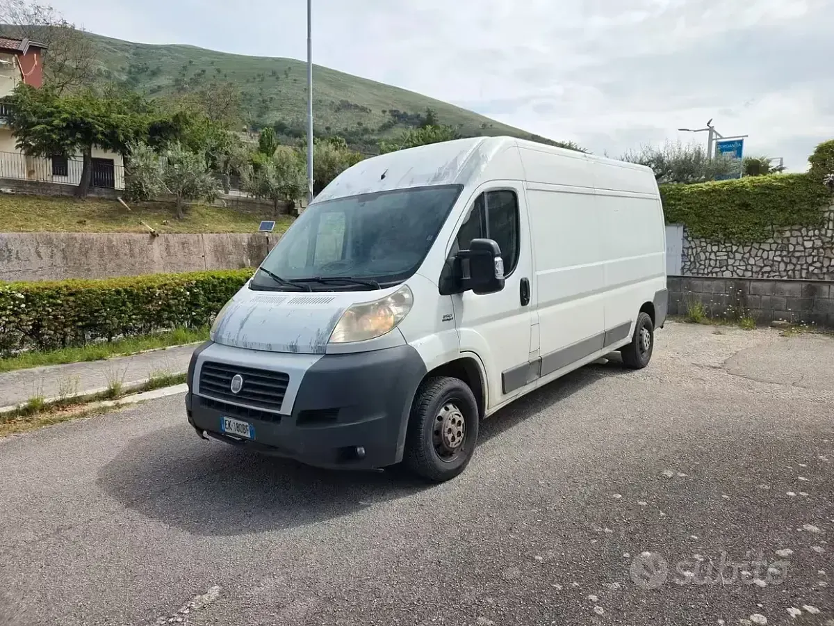 Usata Fiat Ducato 148 CV (108 kW) 2011 Furgone