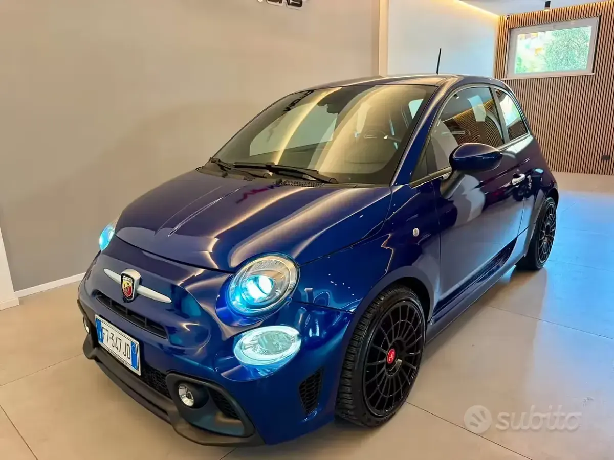 Usata Abarth 595 145 CV (106 kW) 2020 Bluazzurro Berlina
