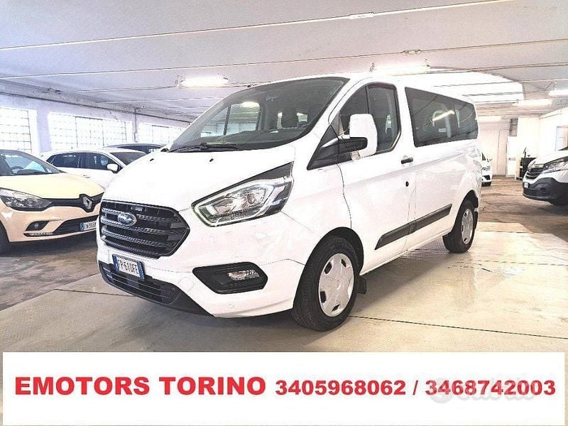 Usata Ford Transit Custom Trend 131 CV (96 kW) 2018 Bianco Station wagon