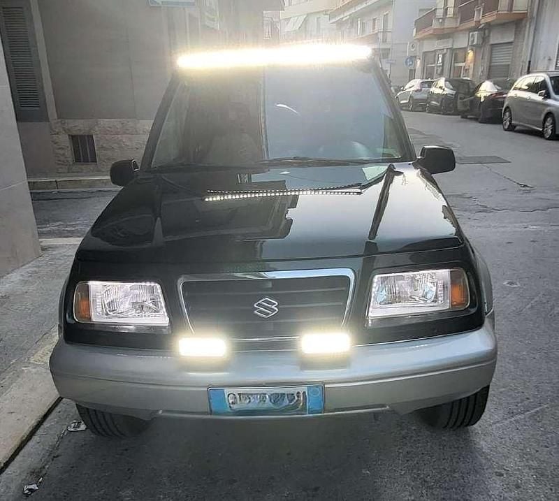 Usata Suzuki Vitara 129 CV (94 kW) 1998 SUV