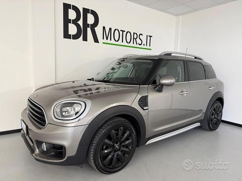 Usata Mini One Countryman 102 CV (75 kW) 2018 Grigio scuro SUV