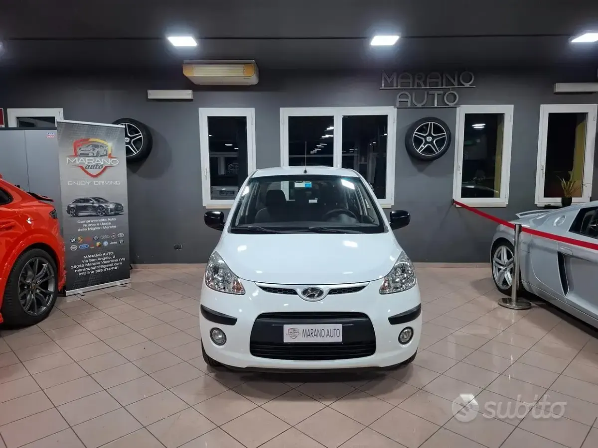 Usata Hyundai i10 Style 64 CV (47 kW) 2010 Bianco Utilitaria