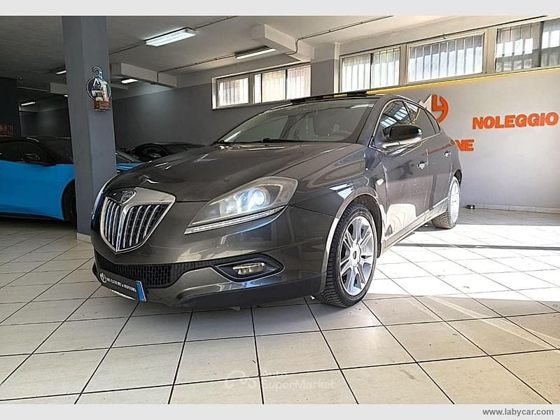 Usata Lancia Delta 120 CV (88 kW) 2009 Grigio Utilitaria