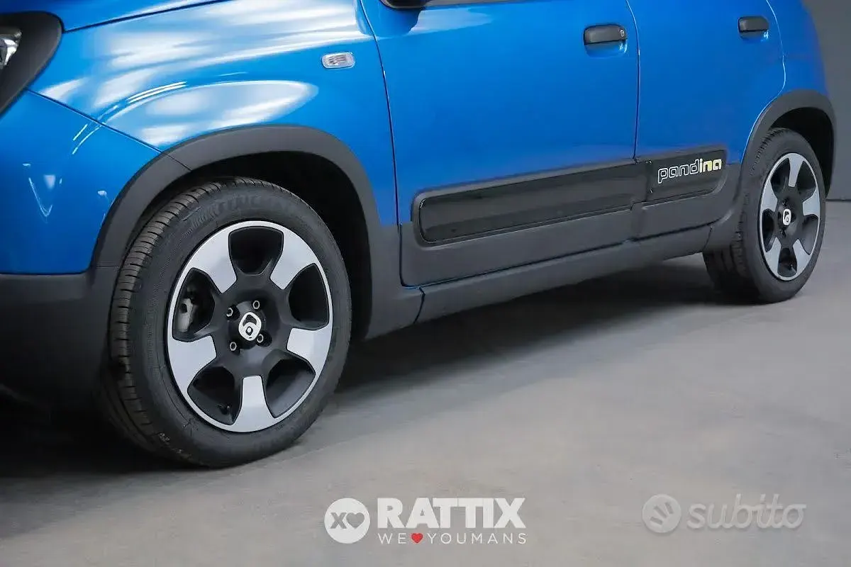 Usata Fiat Panda Cross Cross 70 CV (51 kW) 2025 Blu italia Utilitaria